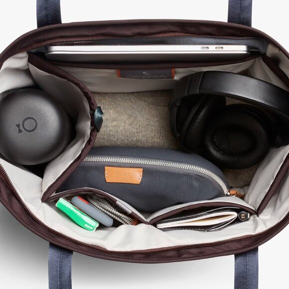 Bellroy Tokyo Tote in Deep Plum - Picture 6 of 8